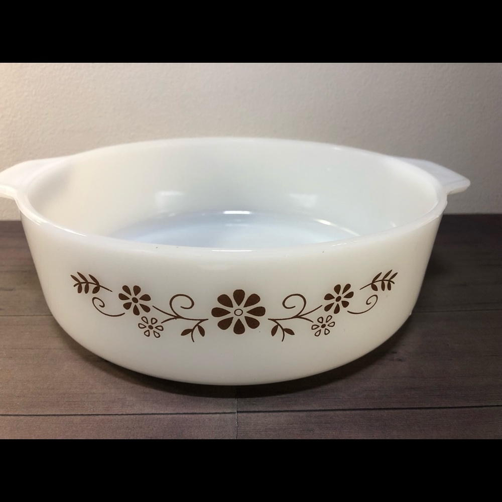 Vintage Dynaware Pyrorey 7 Milk White Casserole Brown Flower no lid 9”